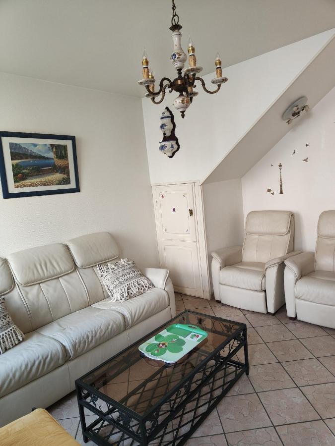 Le Relais De La Bulle Enchantee Hautvillers Bagian luar foto
